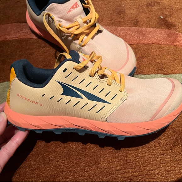 ALTRA Women's Superior 5 Trail Running Shoes, Dusty Pink - 9 US, USED - Picture 5 of 11